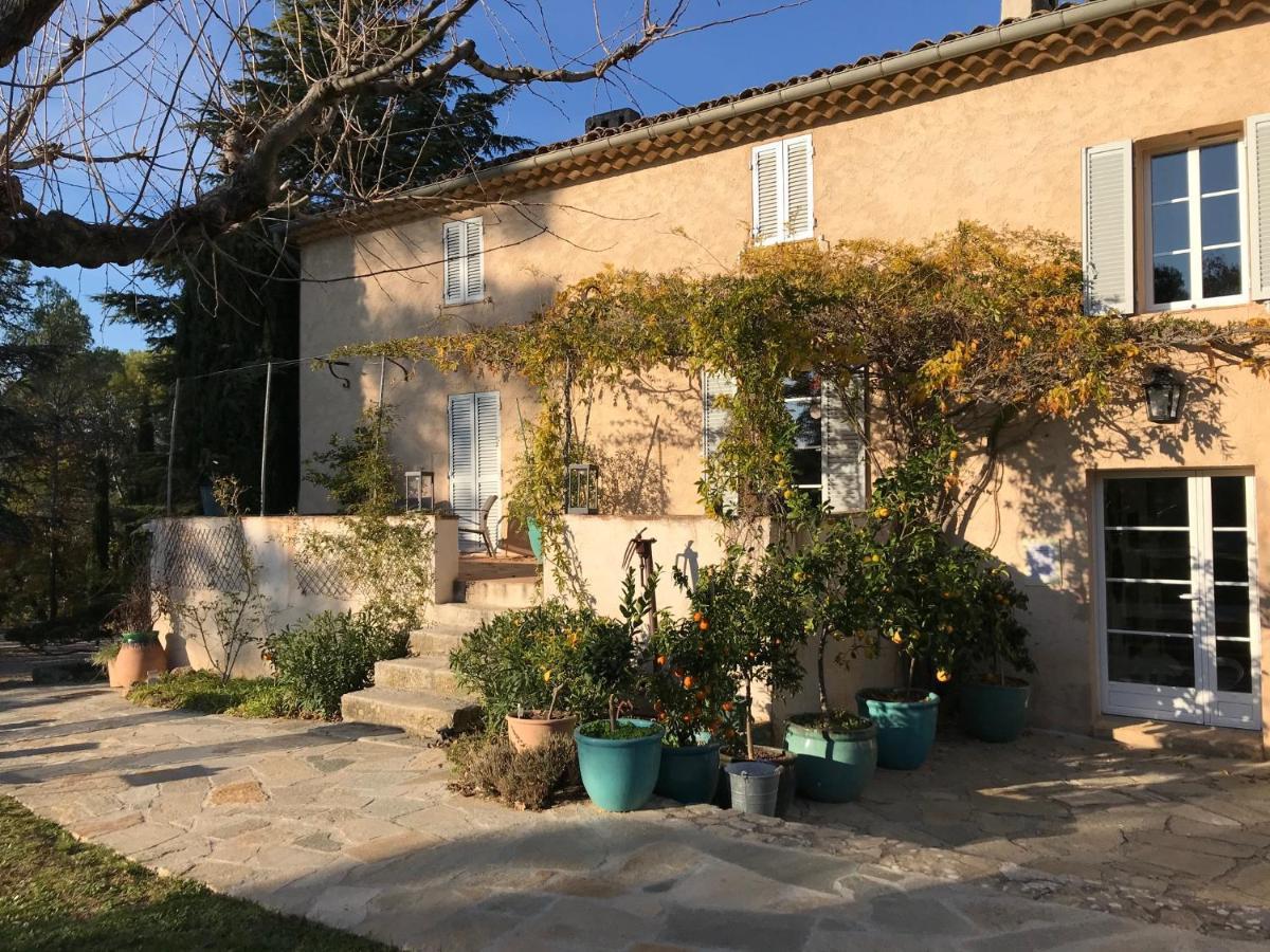 Domaine Du Clos D'Alari-Chambres D'Hotes Au Milieu Des Vignes Saint-Antonin-du-Var Exterior foto